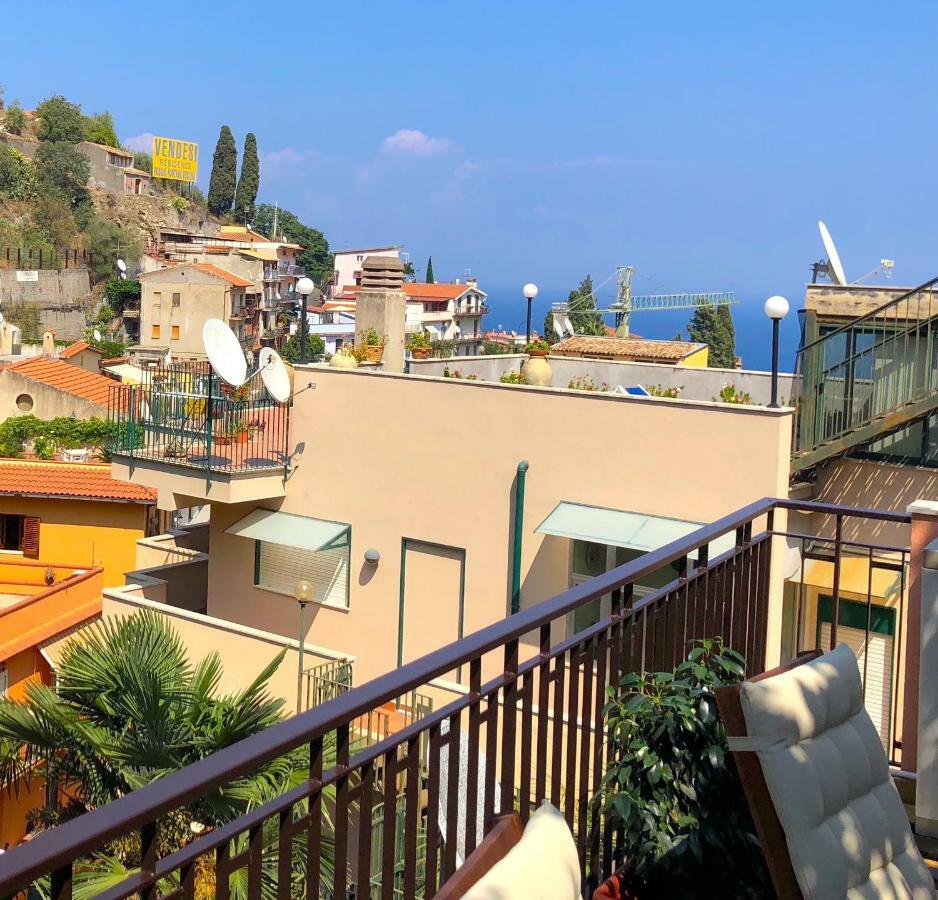 La Casa Di Andrea Apartment ตาออร์มินา ภายนอก รูปภาพ