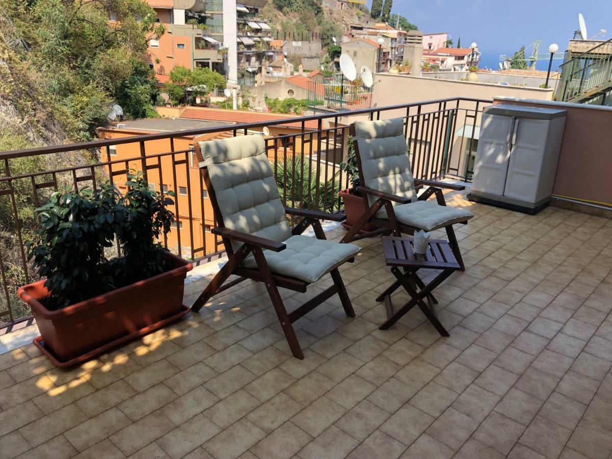 La Casa Di Andrea Apartment ตาออร์มินา ภายนอก รูปภาพ