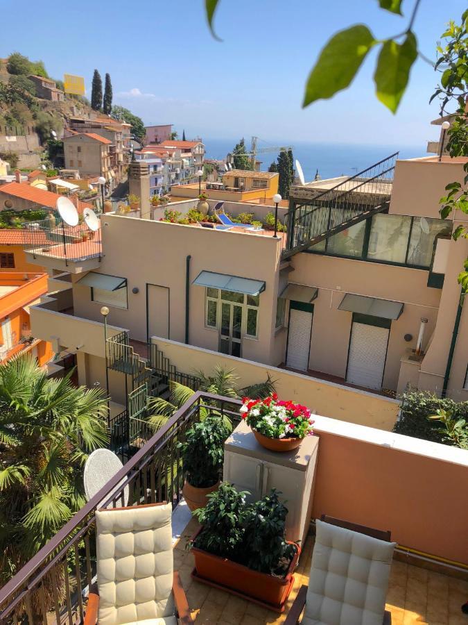La Casa Di Andrea Apartment ตาออร์มินา ภายนอก รูปภาพ